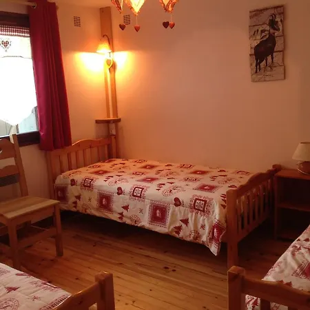 Le De La Pat Apartman *