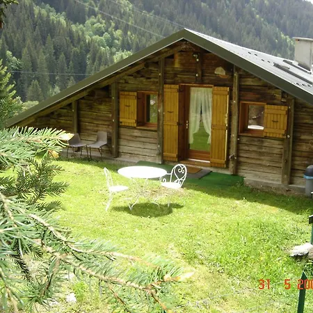 Le De La Pat Hauteluce
